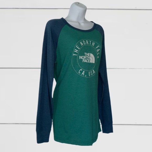 The North Face Women’s Raglan Long Sleeve Tee – CA USA Graphic – Size XL - Picture 8 of 12